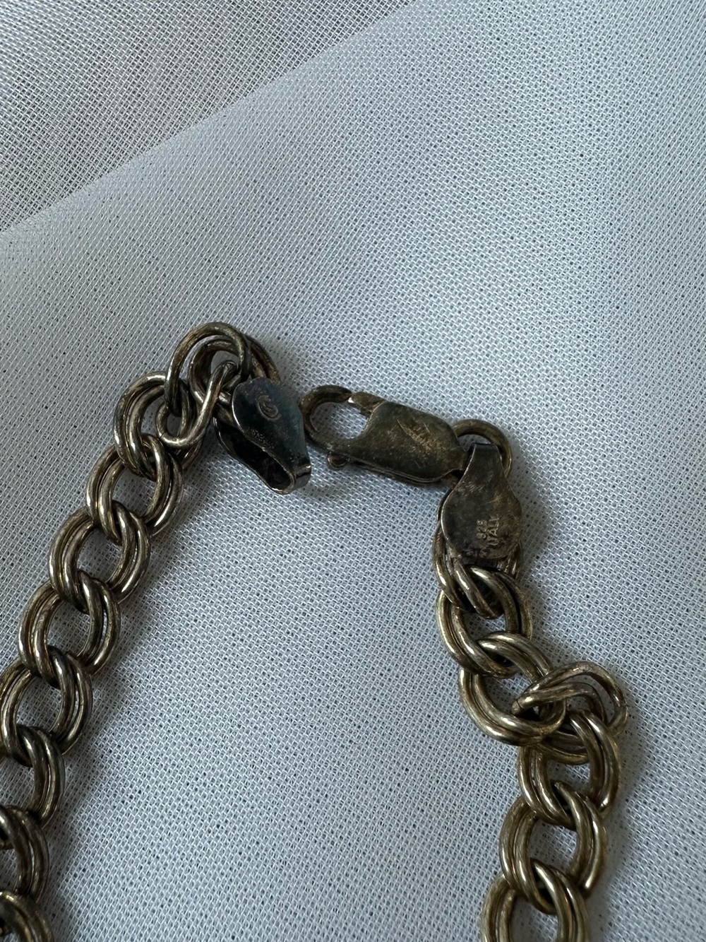Sterling silver Link Bracelet with Apple Charm - Picture 2 of 4